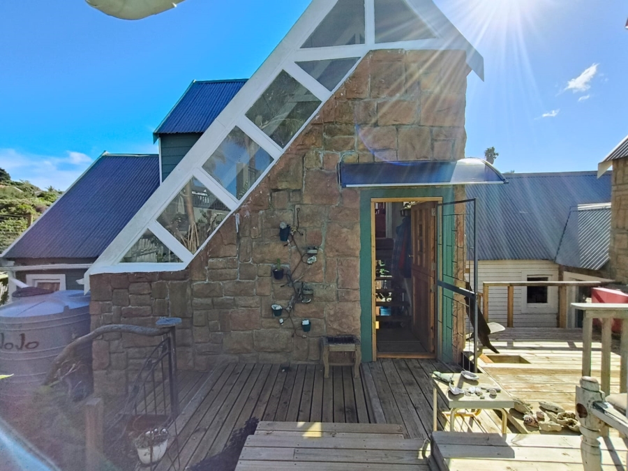3 Bedroom Property for Sale in Wavecrest Eastern Cape